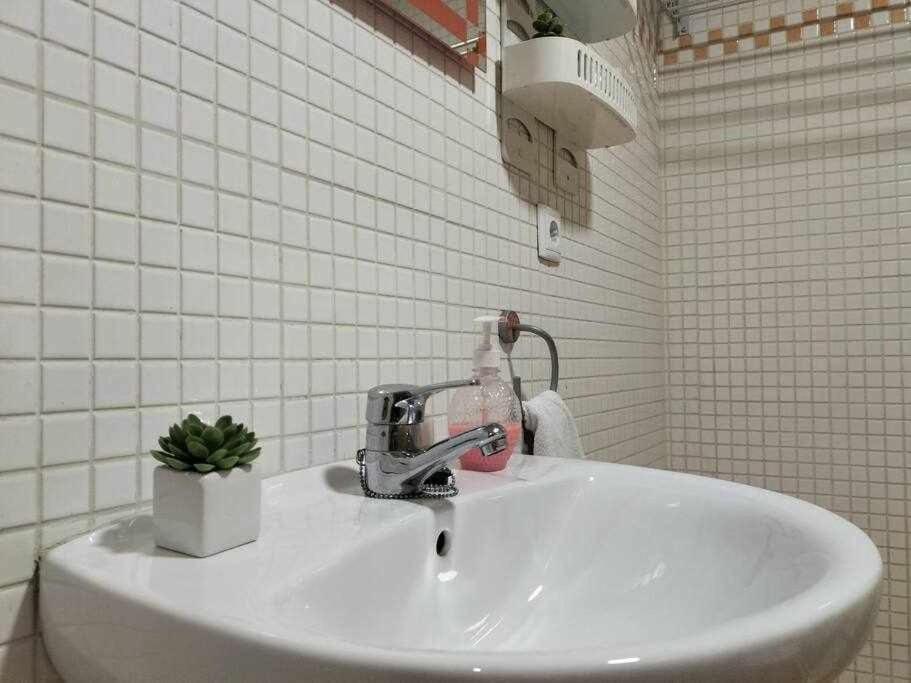 Loft Old City Couples Getaway Alicante Exterior foto